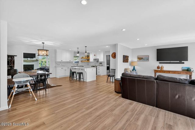 549 Marsh Circle, St. Simons Island, GA 31522