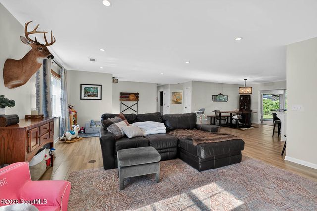 549 Marsh Circle, St. Simons Island, GA 31522