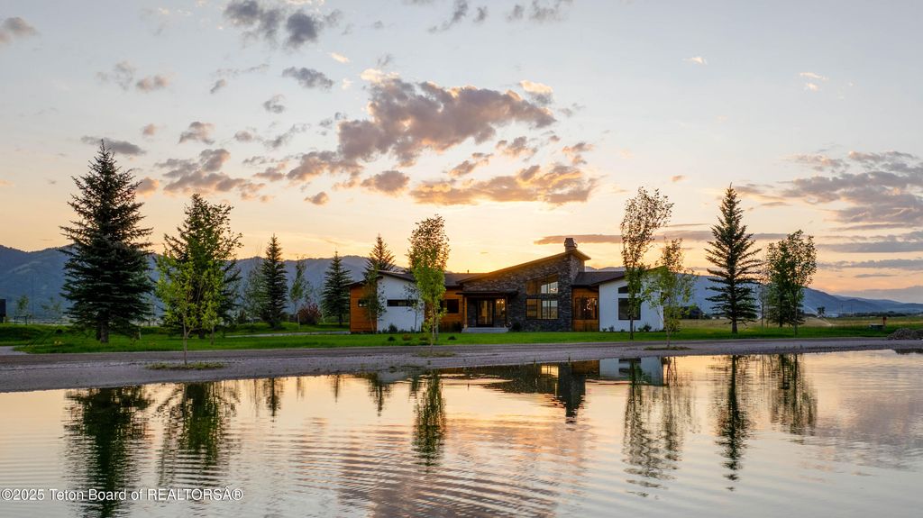 9346 BASIN Drive, Victor, ID 83455