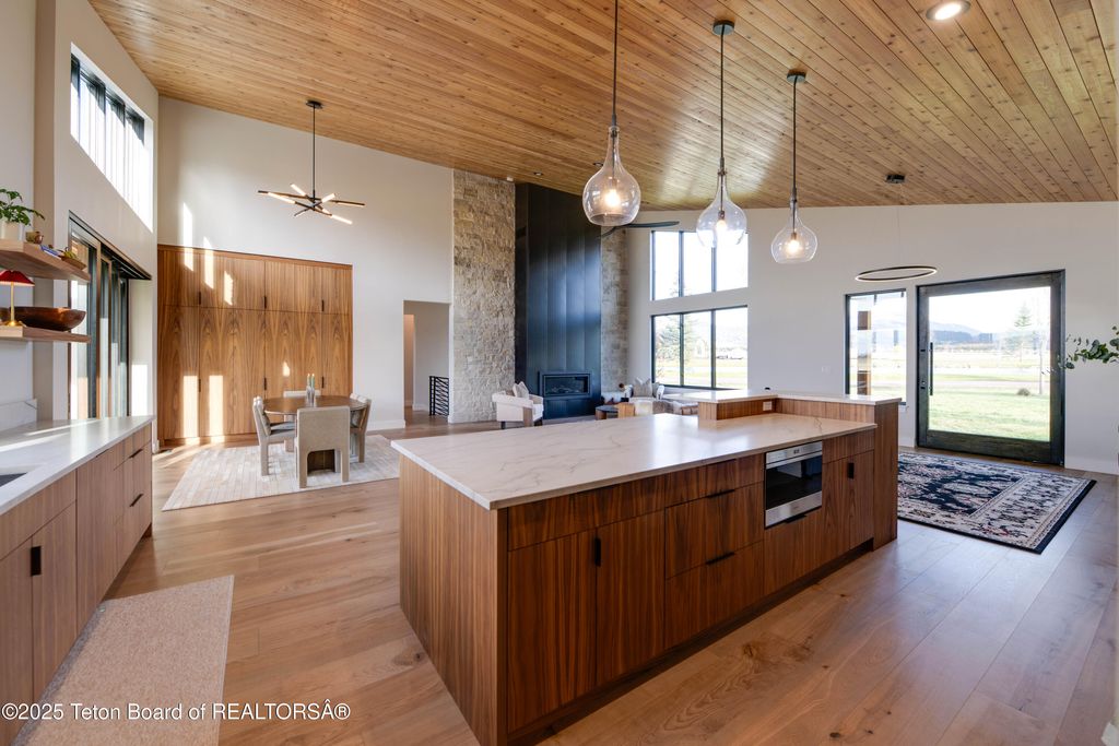 9346 BASIN Drive, Victor, ID 83455 photo 16