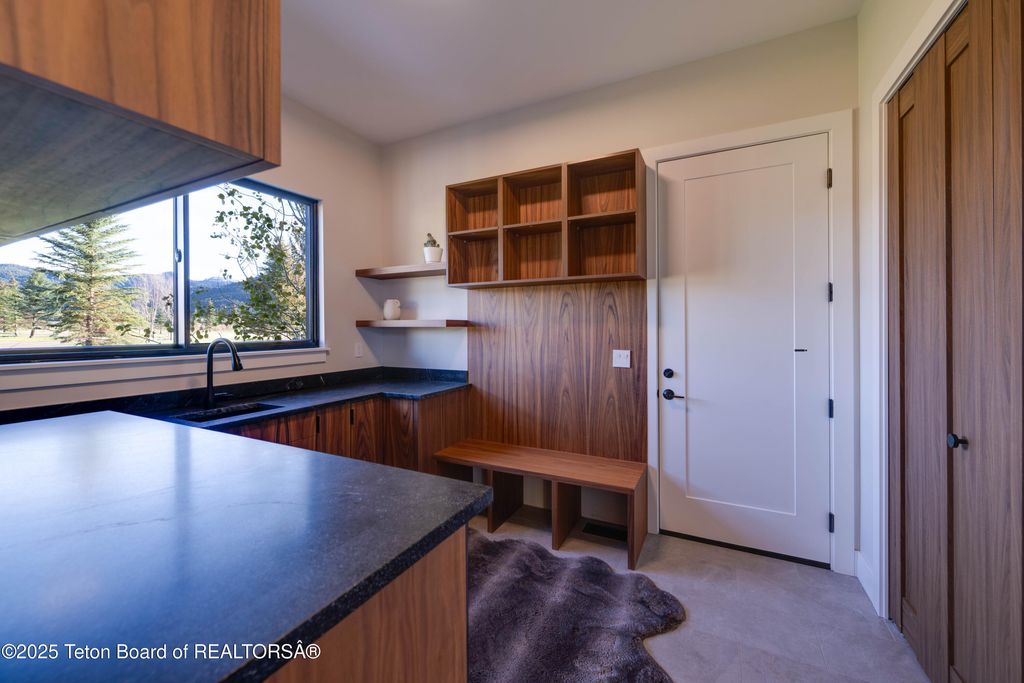 9346 BASIN Drive, Victor, ID 83455 photo 27