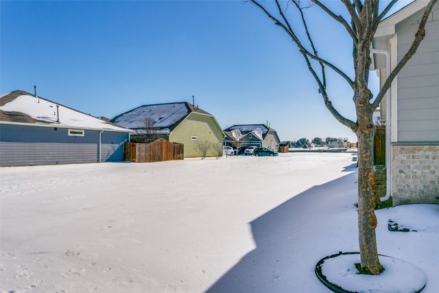 2208 Chebi Lane, Denton, TX 76209