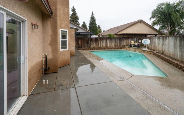 2632 Kimberly Drive, Madera, CA 93637