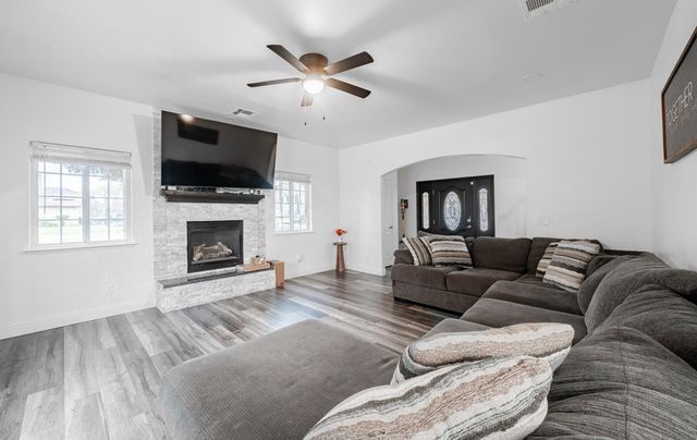 2632 Kimberly Drive, Madera, CA 93637