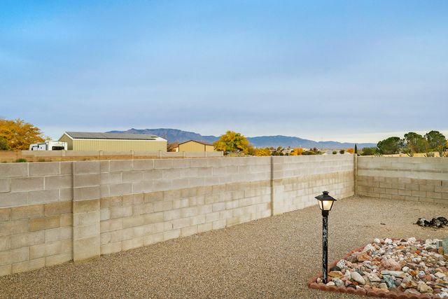 780 Stallion Road SE, Rio Rancho, NM 87124