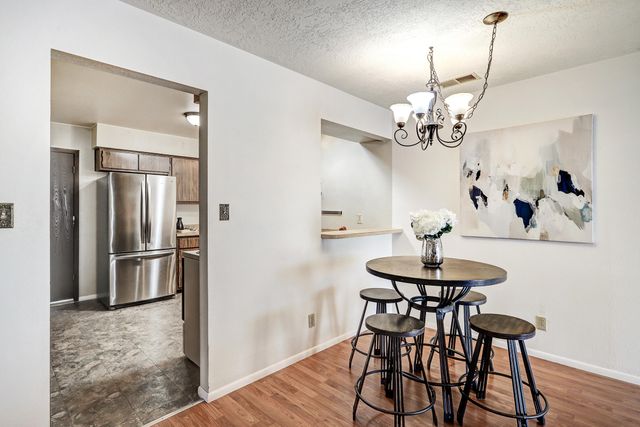 780 Stallion Road SE, Rio Rancho, NM 87124