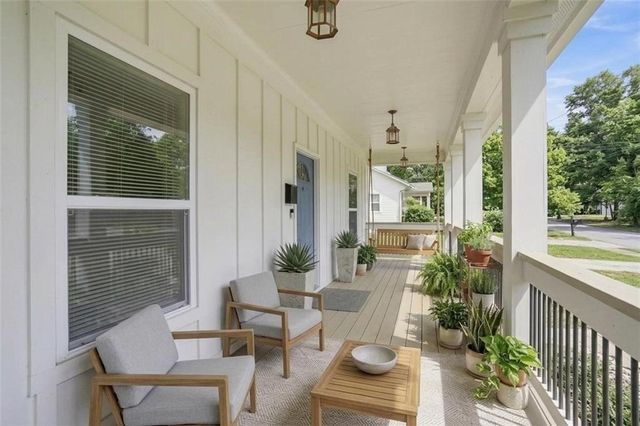 772 Cascade Avenue SW, Atlanta, GA 30310