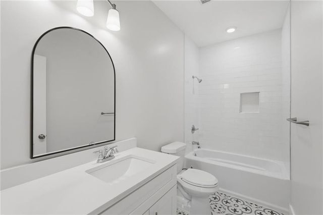 772 Cascade Avenue SW, Atlanta, GA 30310