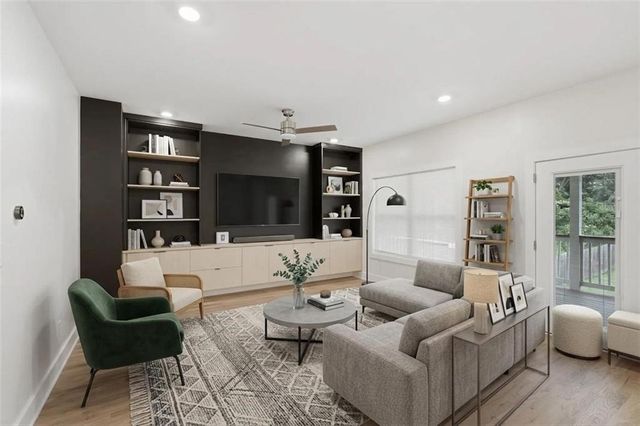 772 Cascade Avenue SW, Atlanta, GA 30310