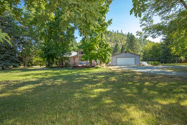 7342 New Hope Road, Grants Pass, OR 97527