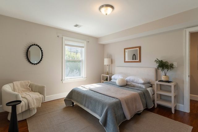 15 Alden Pl 15, Newton, MA 02465