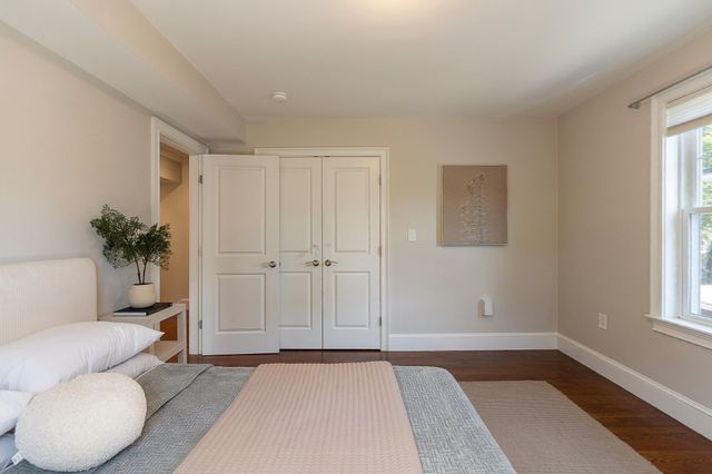 15 Alden Pl 15, Newton, MA 02465