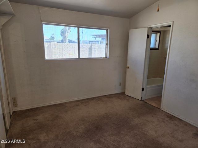3645 W DIANA Avenue, Phoenix, AZ 85051