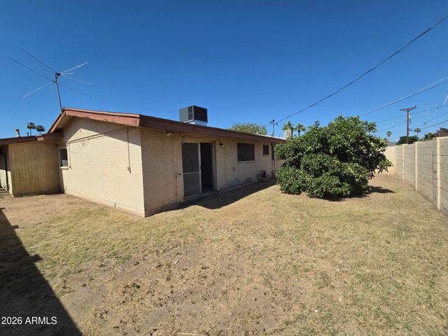 3645 W DIANA Avenue, Phoenix, AZ 85051