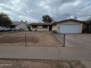 3645 W DIANA Avenue, Phoenix, AZ 85051