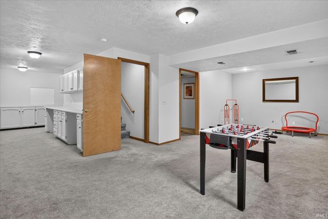 65652 Buttercup Avenue, Goshen, IN 46528