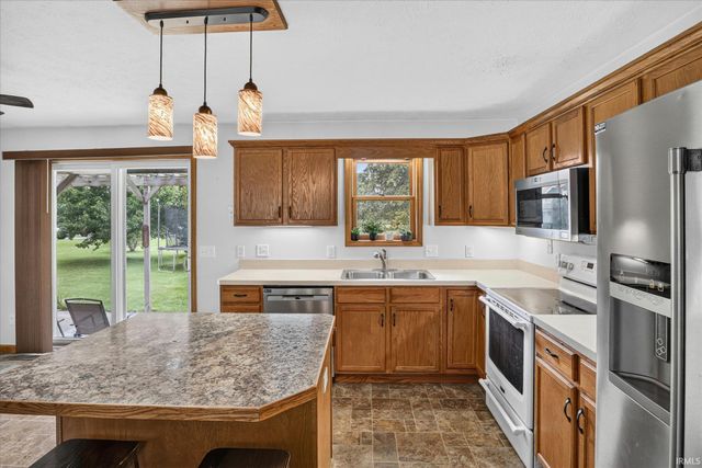 65652 Buttercup Avenue, Goshen, IN 46528