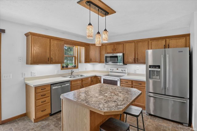 65652 Buttercup Avenue, Goshen, IN 46528