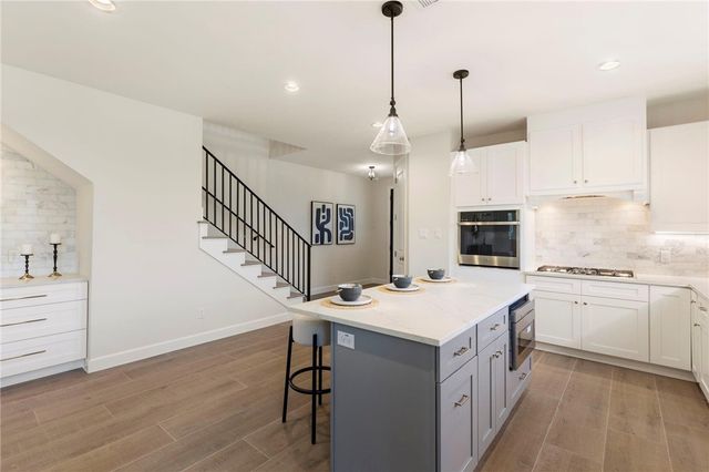 3223 Tamy Lane, Brenham, TX 77833