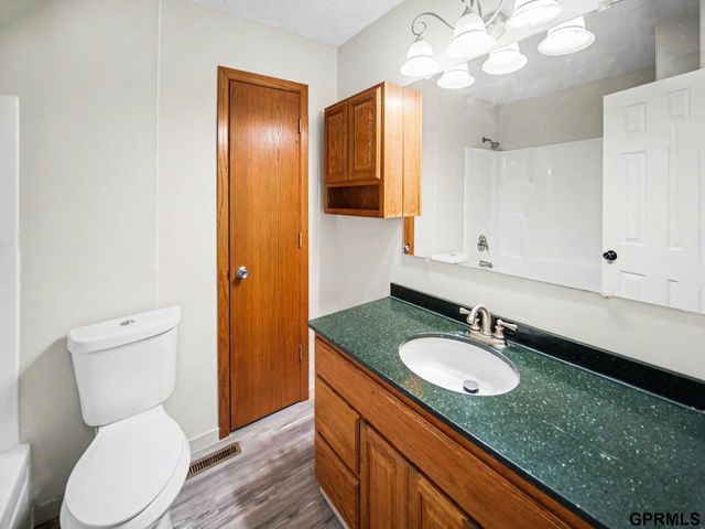 749 W Leon Drive, Lincoln, NE 68521