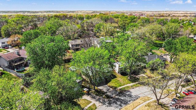 749 W Leon Drive, Lincoln, NE 68521