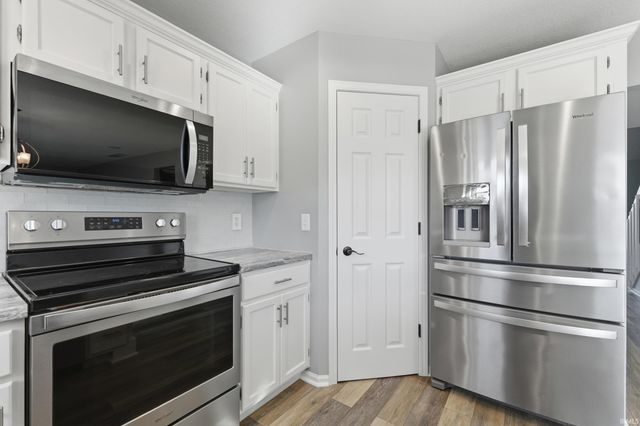 2937 Ford Drive, Fort Wayne, IN 46818