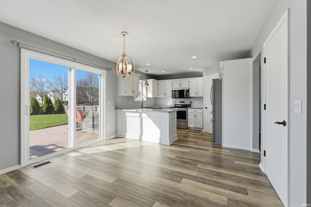 2937 Ford Drive, Fort Wayne, IN 46818