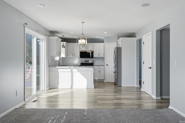 2937 Ford Drive, Fort Wayne, IN 46818