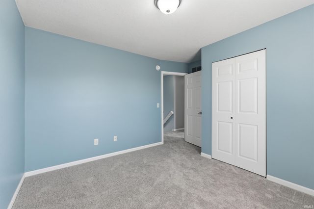 2937 Ford Drive, Fort Wayne, IN 46818