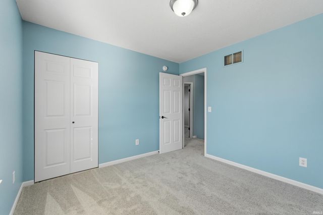 2937 Ford Drive, Fort Wayne, IN 46818