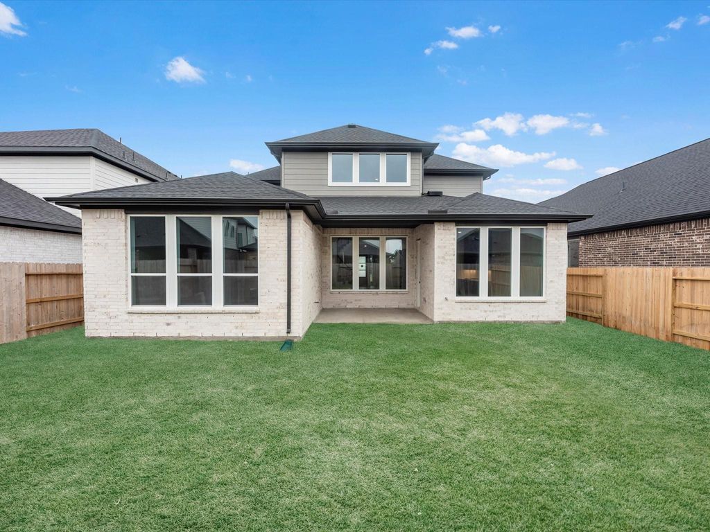 Image 20 of property listing at 9626 Starry Eyes Lane, Richmond, TX 77407