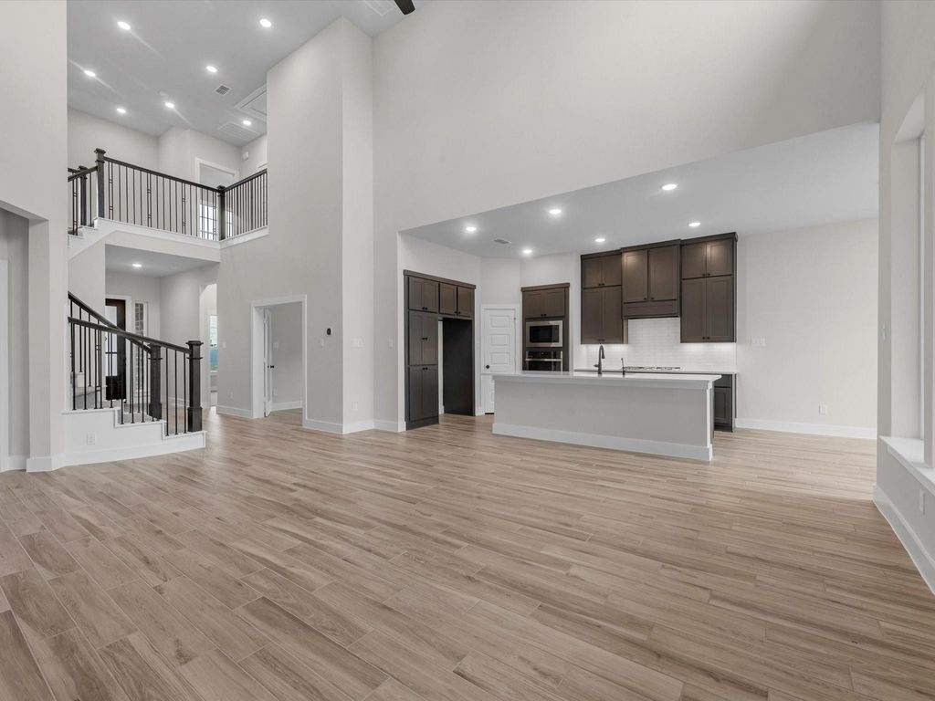 Image 7 of property listing at 9626 Starry Eyes Lane, Richmond, TX 77407