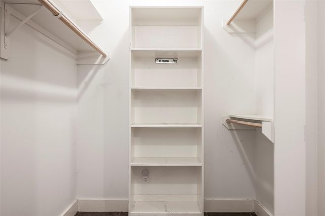 4001 29th Street N, Texas City, TX 77590