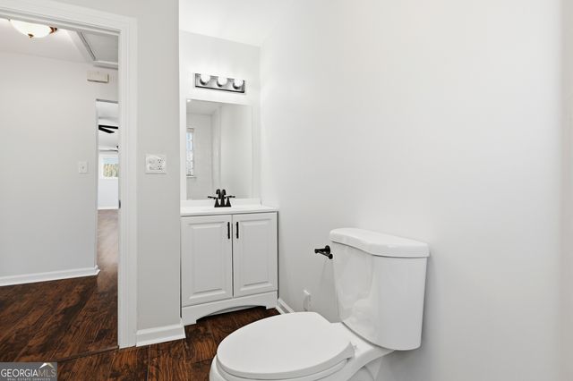 182 Lower Lovelace Road, West Point, GA 31833