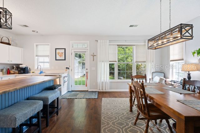9 Haddon Ave, Bluffton, SC 29910