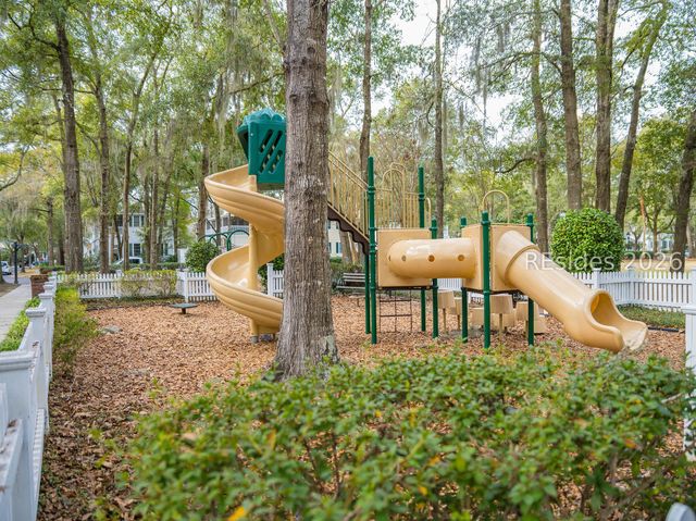 9 Haddon Ave, Bluffton, SC 29910