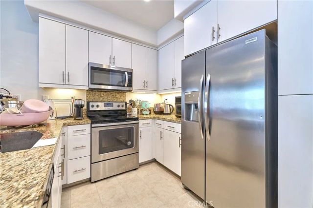 5868 Spring, Buena Park, CA 90621