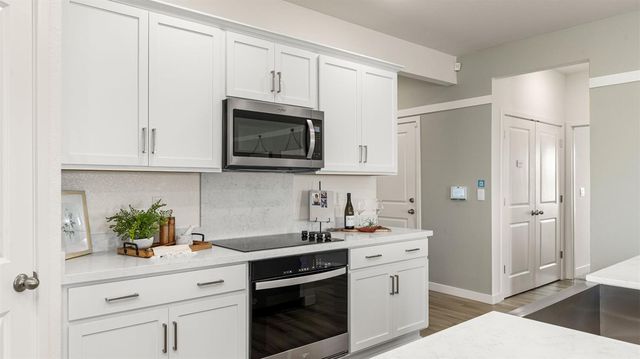 8008 Trapper Ranch Rd, Roseville, CA 95747