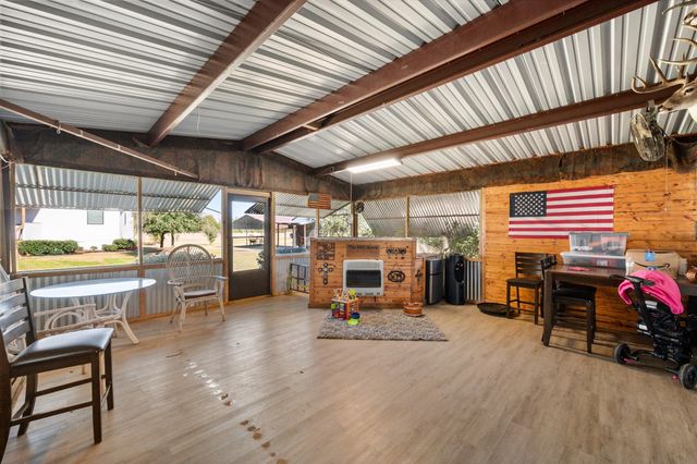 16857 Fm 639 E, Purdon, TX 76679