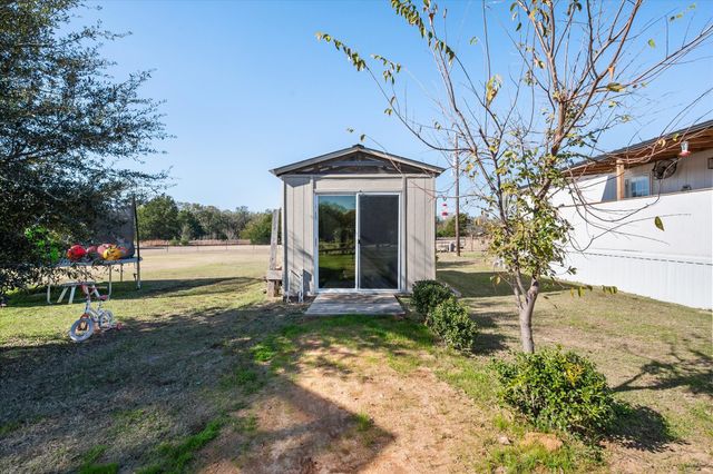16857 Fm 639 E, Purdon, TX 76679