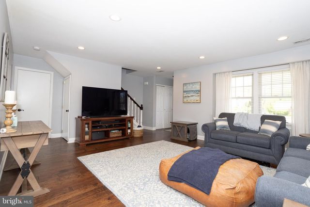 2702 DUDLEY CT, Bensalem, PA 19020