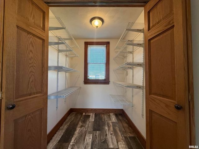 4236 N PROSPECT Road, Peoria, IL 61614