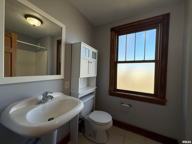 4236 N PROSPECT Road, Peoria, IL 61614