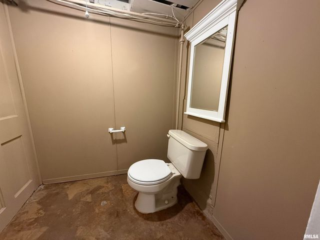 4236 N PROSPECT Road, Peoria, IL 61614