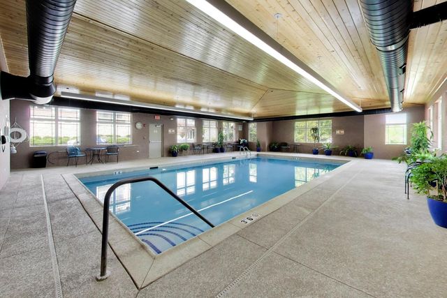 115 Prairie Park Drive 502, Wheeling, IL 60090