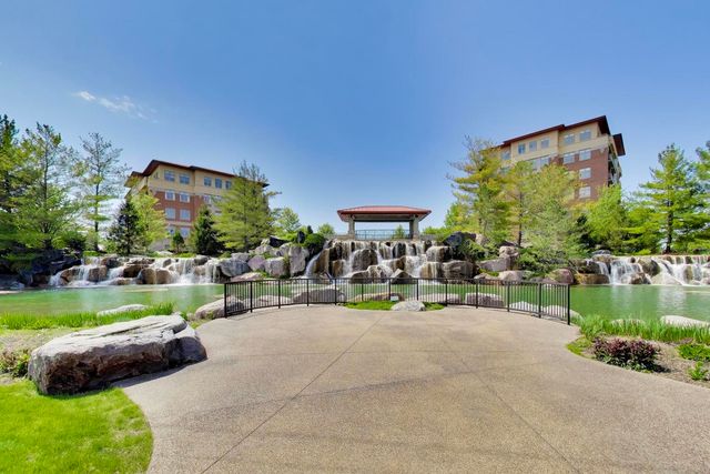 115 Prairie Park Drive 502, Wheeling, IL 60090