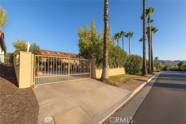 30099 Big Range, Canyon Lake, CA 92587