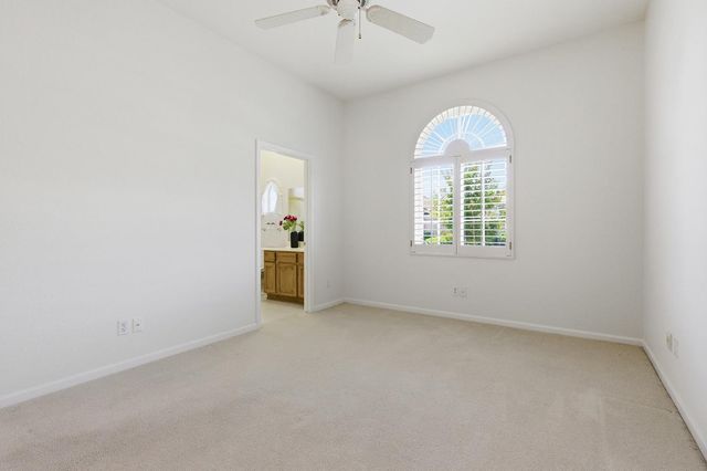 6368 Rose Garden Ln, Roseville, CA 95747