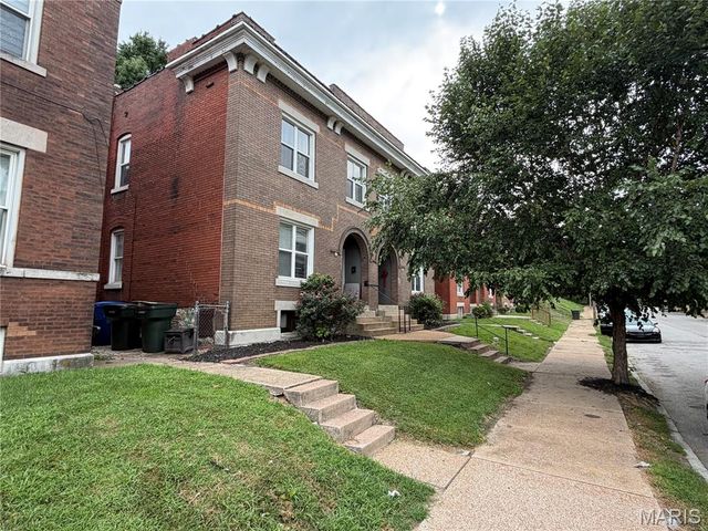 3004-3006 Henrietta Street, St Louis, MO 63104