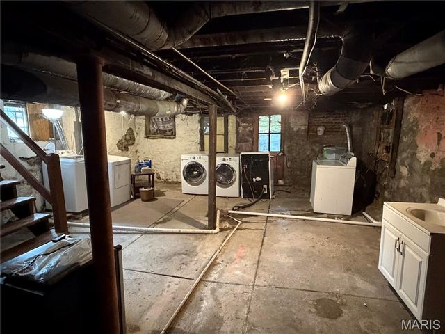 3004-3006 Henrietta Street, St Louis, MO 63104